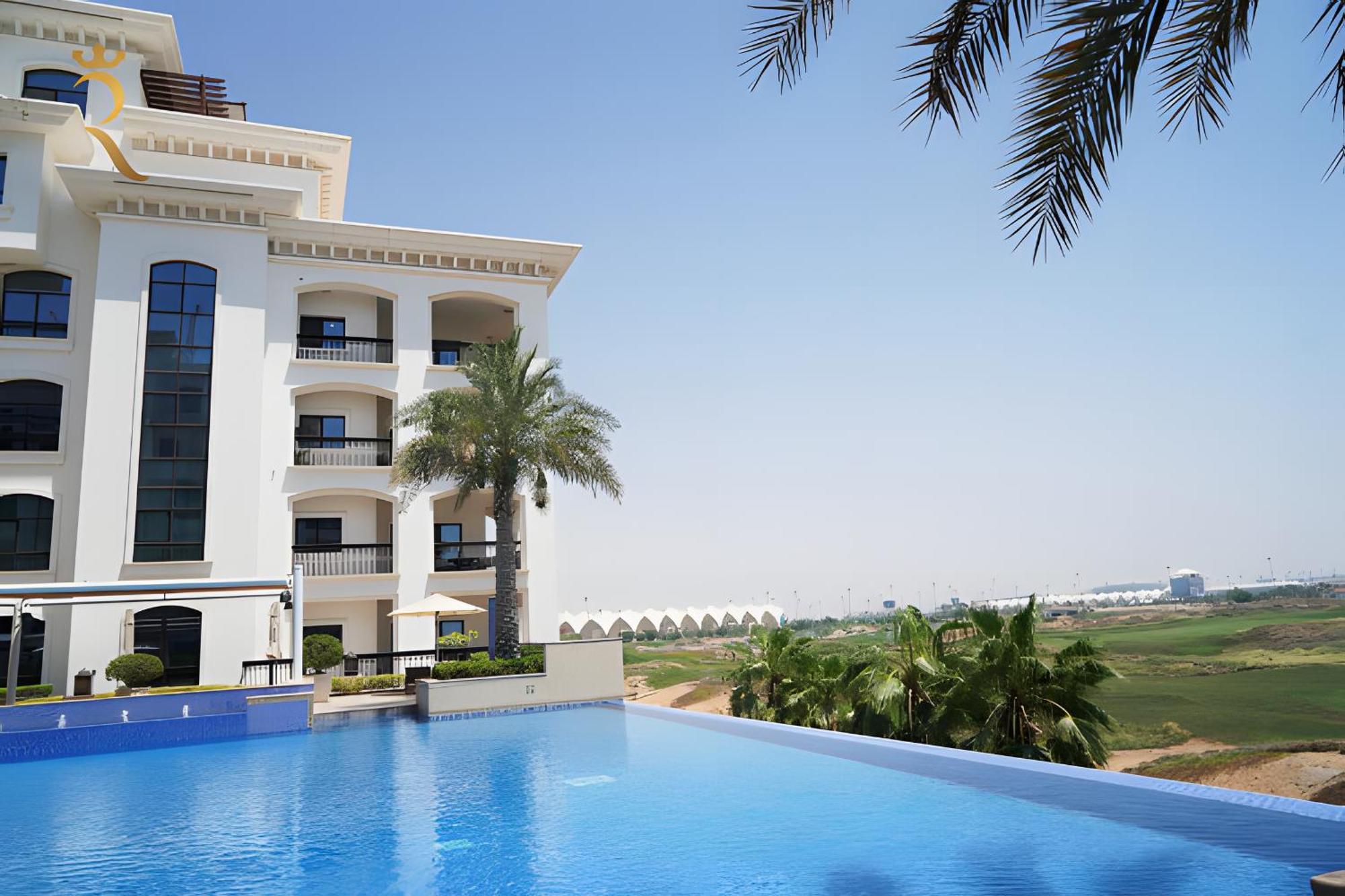 Elegant 2Br Golf View Oasis With Maids Room In Yas Island Abu Dhabi Exterior photo